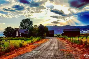 76 N Sr 118, Central Valley, UT 84754 - Photo 6
