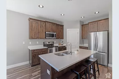 15153 S Battle Dr, Bluffdale, UT 84065 - Photo 8