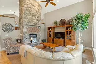 2922 S Foss Cir E, Bountiful, UT 84010 - Photo 10