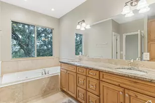2922 S Foss Cir E, Bountiful, UT 84010 - Photo 18