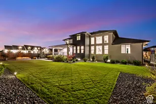 165 S Farmhouse Circle, Kaysville, UT 84037 - Photo 4