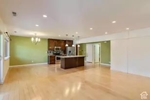 2556 S Elizabeth St E, Salt Lake City, UT 84106 - Photo 2