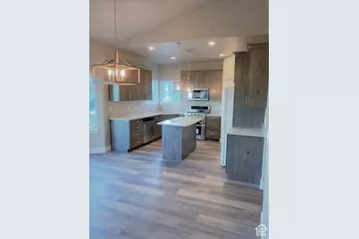 122 S Liberty St #201, Grantsville, UT 84029 - Photo 6