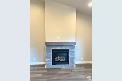 122 S Liberty St #201, Grantsville, UT 84029 - Photo 2