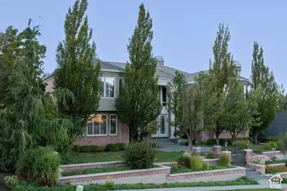 2864 E Kennedy Dr S, Salt Lake City, UT 84108 - Photo 2