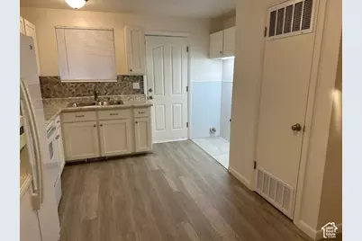 3751 S Redmaple Rd E, Millcreek, UT 84106 - Photo 26