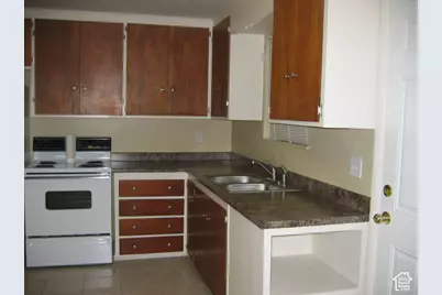 1324 E 4170 S, Millcreek, UT 84124 - Photo 18