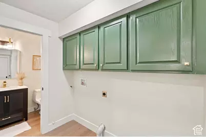 10866 S Savannah Dr, Sandy, UT 84094 - Photo 16