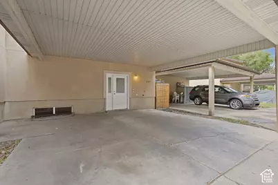 537 N Bright Ct W, Salt Lake City, UT 84116 - Photo 2