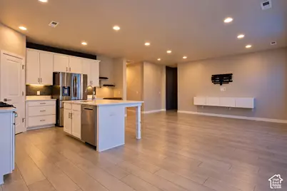 3467 S Birch Ln #348, Syracuse, UT 84075 - Photo 8