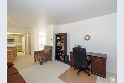 2081 E Rainbow Point Dr, Holladay, UT 84124 - Photo 12