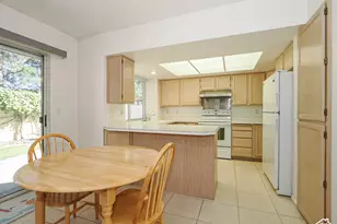 2081 E Rainbow Point Dr, Holladay, UT 84124 - Photo 14