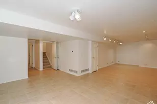 2081 E Rainbow Point Dr, Holladay, UT 84124 - Photo 38