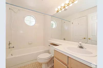 2081 E Rainbow Point Dr, Holladay, UT 84124 - Photo 32