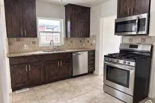920 N Catherine St W, Salt Lake City, UT 84116 - Photo 2