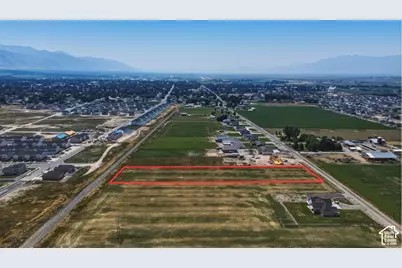 762 N 400 W, Smithfield, UT 84335 - Photo 1