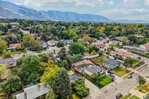 7449 S Bridgewater Dr, Cottonwood Heights, UT 84121 - Photo 42