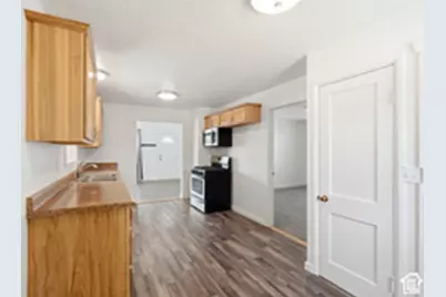 397 S Tremont St, Tremonton, UT 84337 - Photo 18