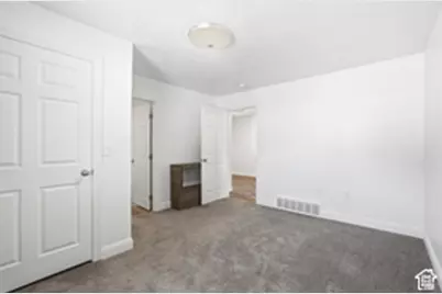 397 S Tremont St, Tremonton, UT 84337 - Photo 4