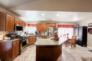 1440 W 2175 S, Syracuse, UT 84075 - Photo 8