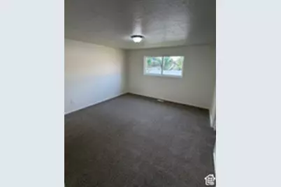 1386 S 1250 E, Clearfield, UT 84015 - Photo 12