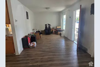 3853 S 900 E, Salt Lake City, UT 84106 - Photo 12