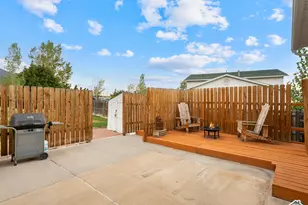 863 W Sundown Ln, Tooele, UT 84074 - Photo 20