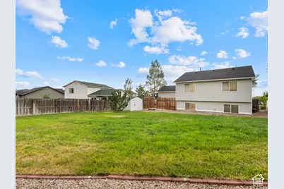 863 W Sundown Ln, Tooele, UT 84074 - Photo 22