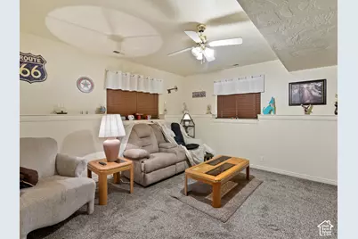 863 W Sundown Ln, Tooele, UT 84074 - Photo 16
