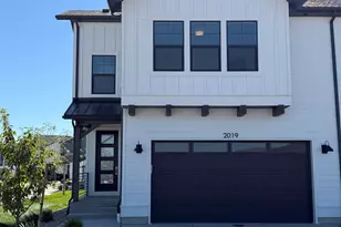 2019 Leap Frog Rd W, Eagle Mountain, UT 84005 - Photo 2