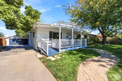 596 W Anderson Ave, Murray, UT 84123 - Photo 2