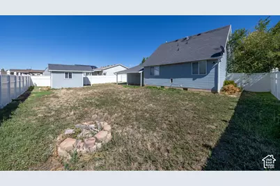 4717 S 3700 W, Roy, UT 84067 - Photo 18