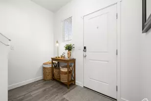 1247 S Red Cliff Dr, Santaquin, UT 84655 - Photo 4