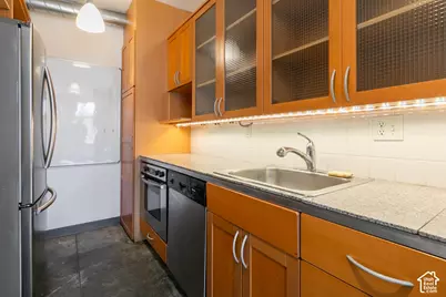 336 W 300 S #204, Salt Lake City, UT 84101 - Photo 18