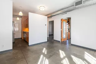 336 W 300 S, Salt Lake City, UT 84101 - Photo 26