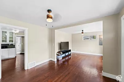 467 E Vine St, Tooele, UT 84074 - Photo 6