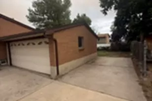 7112 S 2780 E, Cottonwood Heights, UT 84121 - Photo 2