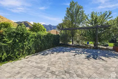 3581 S Millstream Ln E, Salt Lake City, UT 84109 - Photo 32