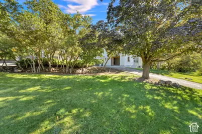 2554 E Woodland Dr S, Uintah, UT 84403 - Photo 6