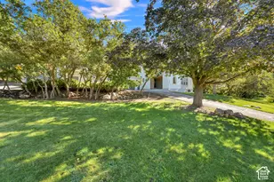2554 E Woodland Dr S, Uintah, UT 84403 - Photo 6