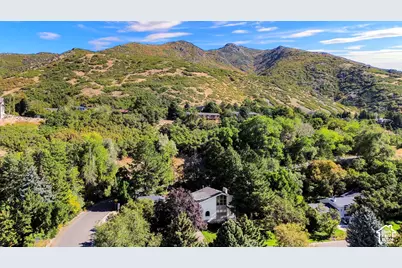2554 E Woodland Dr S, Uintah, UT 84403 - Photo 94