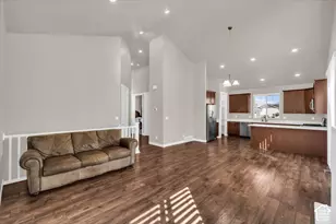 2398 N Penstemon Wy, Lehi, UT 84048 - Photo 6