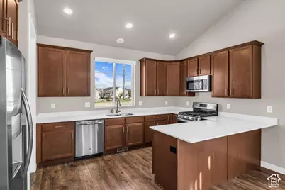 2398 N Penstemon Way, Lehi, UT 84048 - Photo 8
