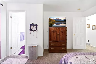2089 W 1570 N, Clinton, UT 84015 - Photo 16