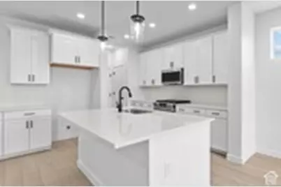 2861 S Tetzlaff Pl W #32, West Valley, UT 84128 - Photo 2