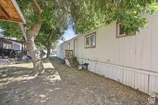 680 N Main St, Kaysville, UT 84037 - Photo 22