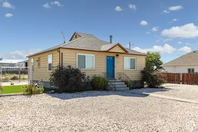 1527 W 3300 S, Ogden, UT 84401 - Photo 4
