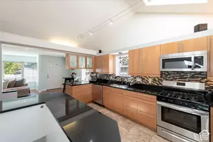 2882 S Imperial St E, Salt Lake City, UT 84106 - Photo 8
