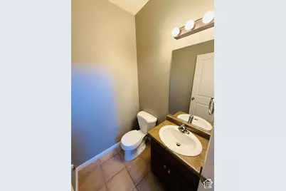 872 N Shepard Creek Pkwy, Farmington, UT 84025 - Photo 8