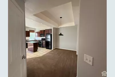 872 N Shepard Creek Pkwy, Farmington, UT 84025 - Photo 4